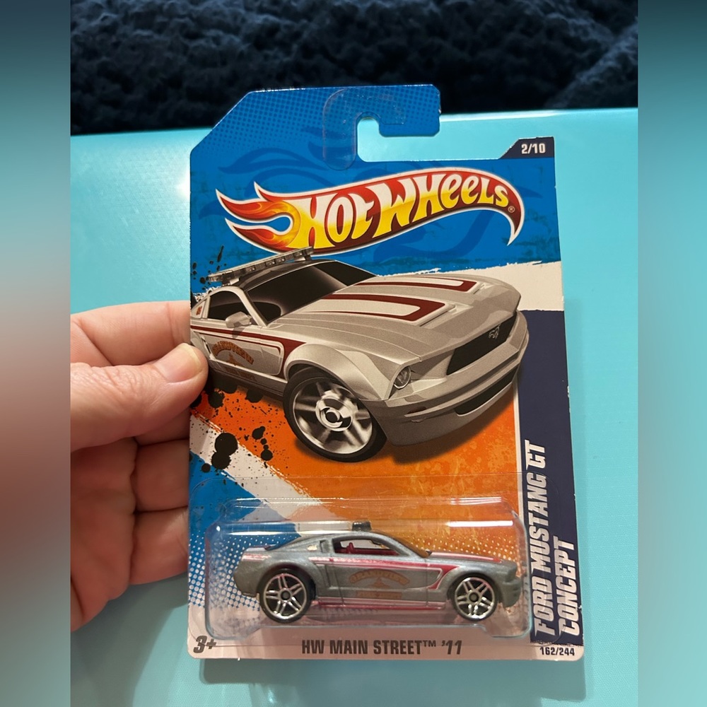 Hotwheels Ford Mustang Gt Concept 2011‎